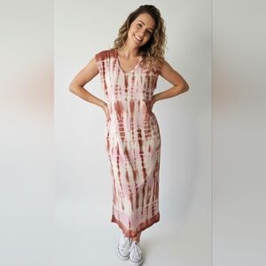Universal Thread Women's Tie-Dye Sleeveless Dress - Pink and Brown Medium